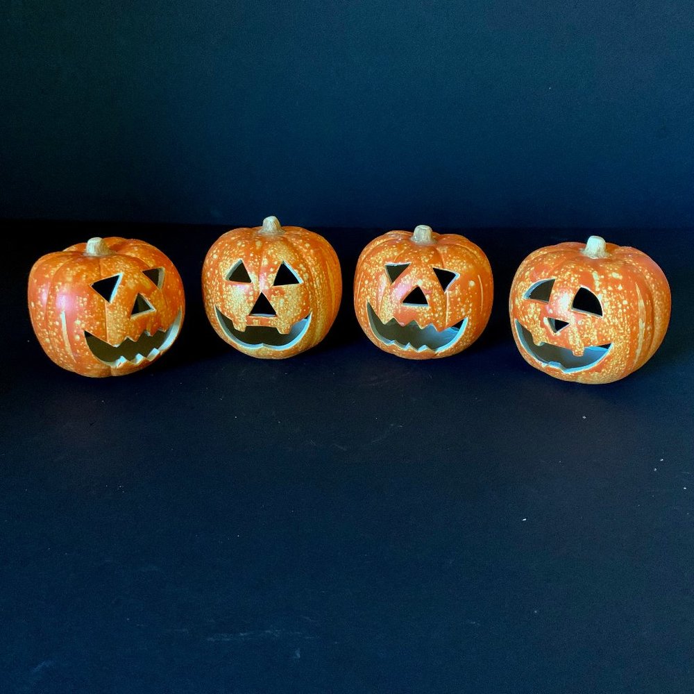 Pumpkin tealight candle holders - Set of 4 - NEW